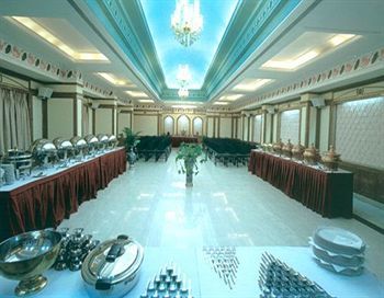 Rukmini Riviera Hotell Hyderabad Eksteriør bilde