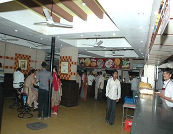 Rukmini Riviera Hotell Hyderabad Eksteriør bilde