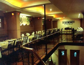 Rukmini Riviera Hotell Hyderabad Eksteriør bilde