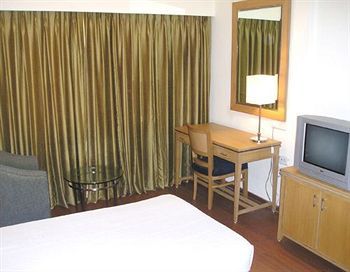 Rukmini Riviera Hotell Hyderabad Eksteriør bilde